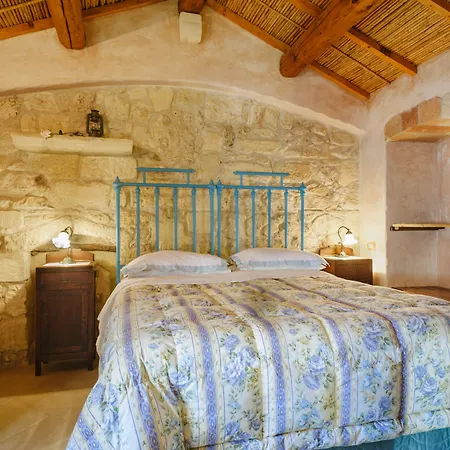 Borgoterra Bed & Breakfast 4*
