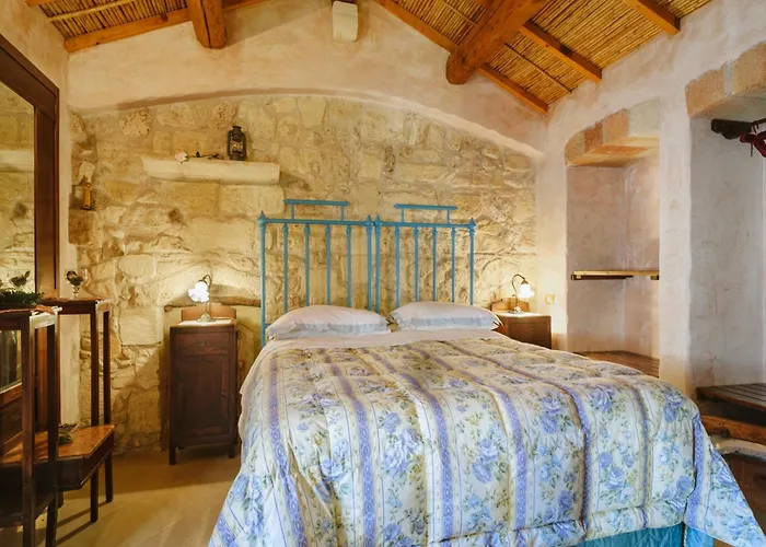 Oda ve Kahvaltı Borgoterra Martano