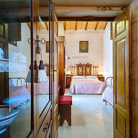 Borgoterra 4*